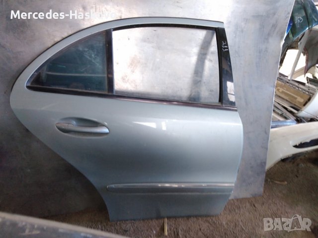 Задна дясна врата 211