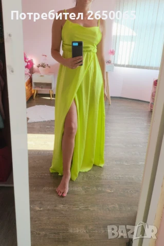 Орг.итал.рокля FENDI сатен, размер С/М. Изпращам с опция преглед преди плащане! Тел: 0899 11 22 80