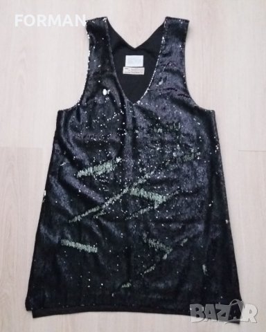 Черна рокля с лице от обръщащи се черно-сребристи пайети