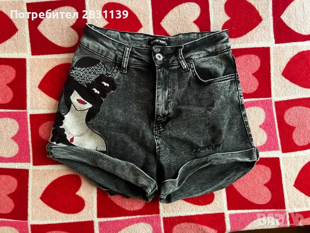 Черни шорти с принт, снимка 1