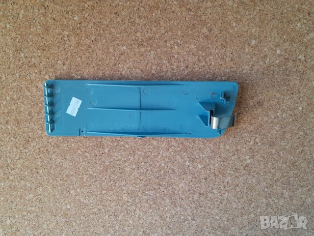 Бленда в броня лява (голяма) за VW GOLF III,VENTO 5880909, снимка 2 - Части - 38823816