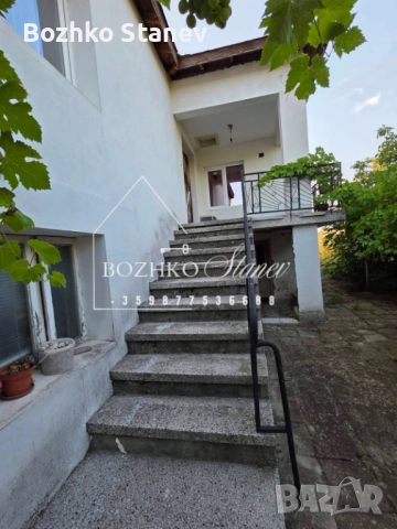 Продава се масивна двуетажна къща , снимка 6 - Къщи - 52161857