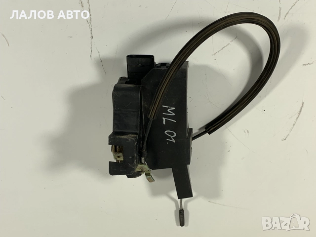 Задна дясна брава Мерцедес Мл Zadna dqsna brava Mercedes ML-class 163 A163735 