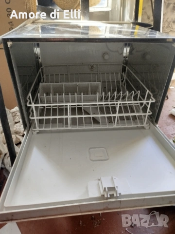 Свободностояща малка съдомиялна в добро състояние, снимка 2 - Съдомиялни - 53776905