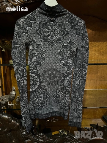 High  Блуза  , снимка 2 - Блузи с дълъг ръкав и пуловери - 53601491