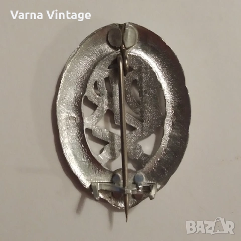 Военно-спортна асоциация на ГДР. Значка за постижения в многобоя. Германия., снимка 2 - Колекции - 53857820