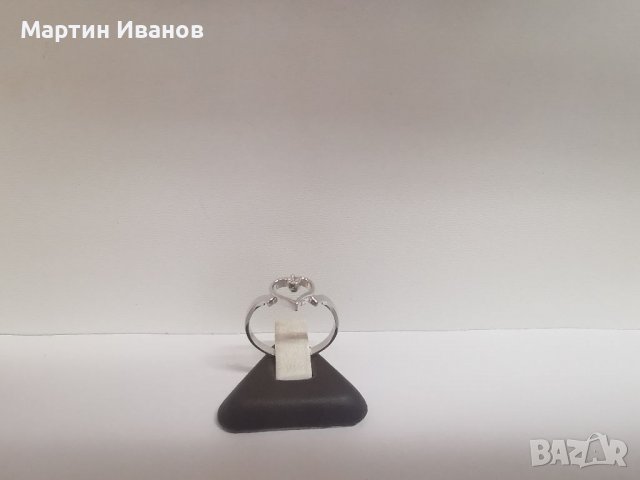 Златен пръстен сърце с диамант 