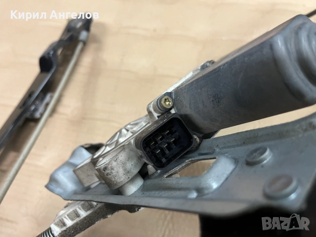 Преден десен ел. механизъм на стъклото за Mercedes C-class W203, снимка 3 - Части - 53607869