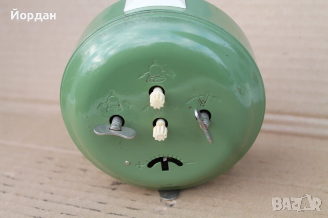 СССР будилник ''Янтар'', снимка 5 - Антикварни и старинни предмети - 52392693