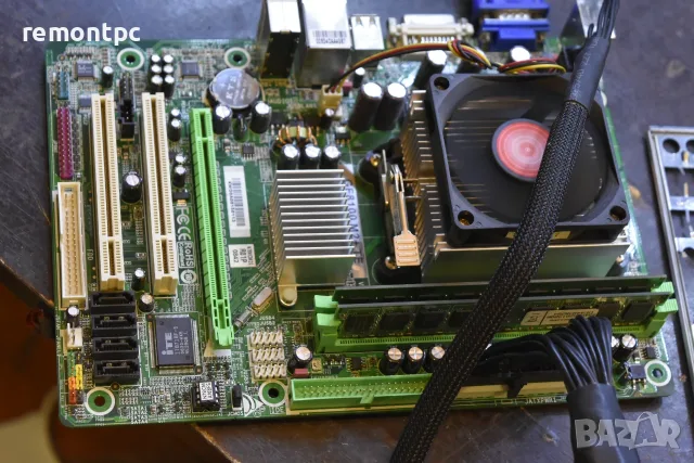 Дънна платка + Процесор + 4 GB DDR2 