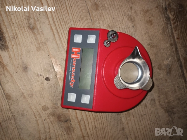 Продавам универсална преса на Хорнади 