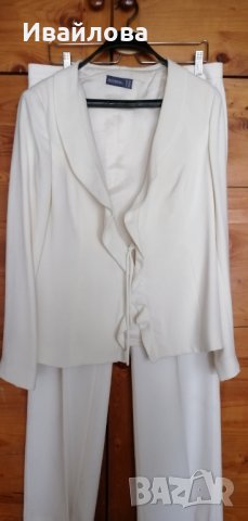 Дамски костюм , снимка 1