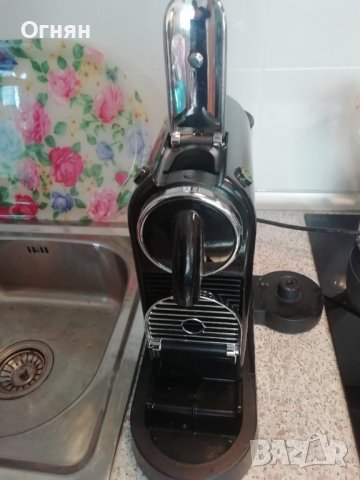 Кафе Машина с капсули - Nespresso De'Longhi, снимка 7 - Кафемашини - 40822838