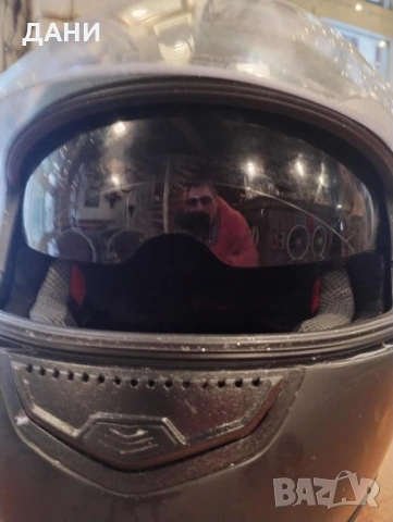 Мото каска черен мат размерXL61, с вградени слънчеви очила освен предпазна слюда.Делта спорт, снимка 17 - Аксесоари и консумативи - 53238719