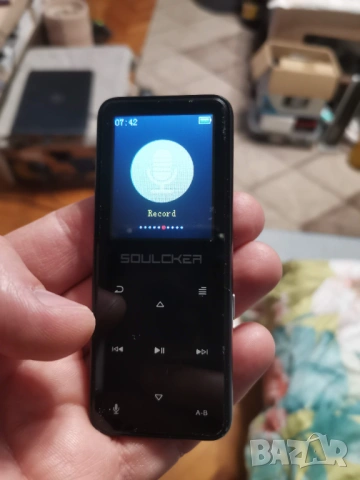 Музикален плеър SOULCKER -8 GB, Bluetooth, FM radio, pedometer, e-book, вграден високоговорител, снимка 8 - Аудиосистеми - 53872898