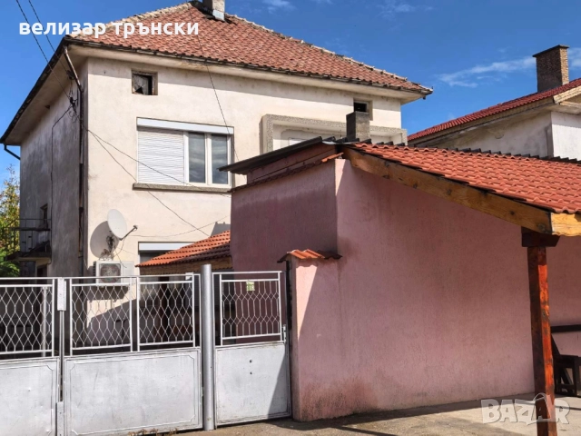 къща двуетажна с магазин, снимка 4 - Къщи - 52160344