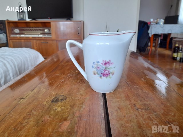 Стара порцеланова кана,каничка #28