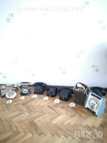 Стари ретро телефони от различни години и различни държави. , снимка 14 - Антикварни и старинни предмети - 52003901