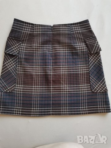 Пола на Reserved , снимка 3 - Поли - 41565792