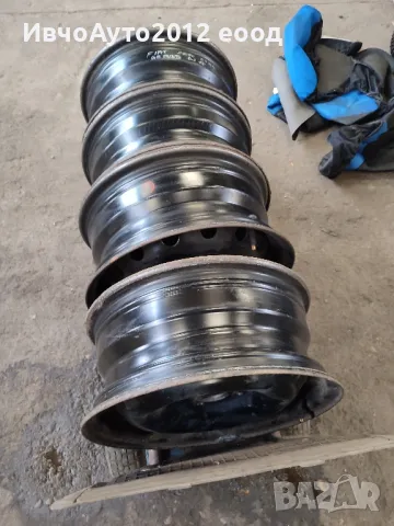 Метални джанти 15 Fiat grande punto, снимка 5 - Гуми и джанти - 47937463