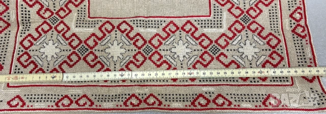 Каре ръчна Българска бродерия 48х48 см., снимка 4 - Декорация за дома - 53708439