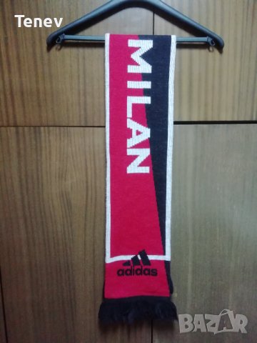 AC Milan 2005 Adidas оригинален шал Милан Адидас , снимка 2 - Футбол - 44167811