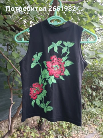 Черен потник с рози, снимка 1