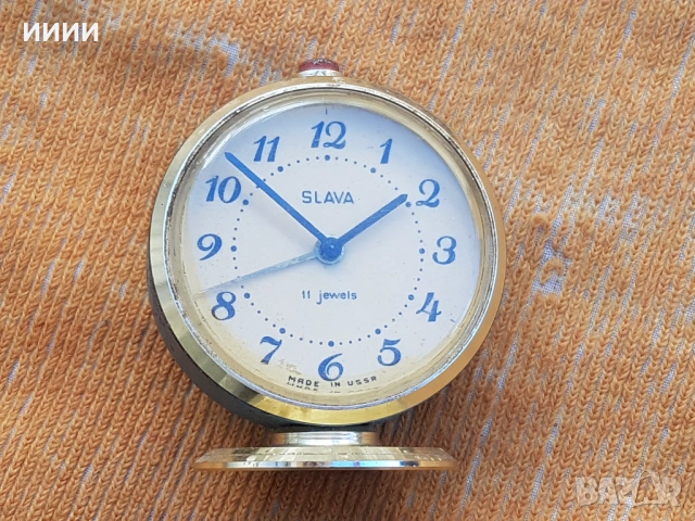 Часовник будилник Слава 3, снимка 2 - Антикварни и старинни предмети - 53771545