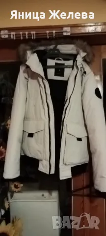 Зимно мъжко яке с пухена качулка