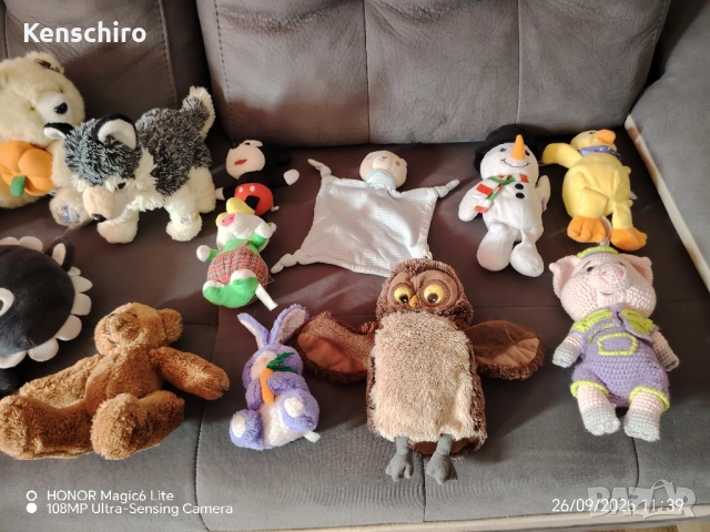 Кашон с плюшени играчки . Седяли са само за украса , не е играно с тях . Бухъла е ръкавица кукла. , снимка 3 - Плюшени играчки - 51844949