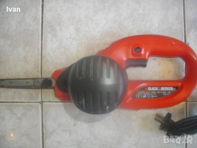 Black Decker KA293E-Английски Мини Лентов Шлайф-Ел.Пила-350 W-ОТЛИЧЕН-Шлайфане Труднодостъпни Места, снимка 7 - Други инструменти - 42444011