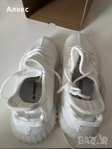 Adidas Yeezy Boost 350 white, снимка 7 - Ежедневни обувки - 51954783