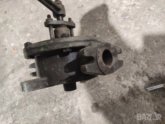 Ретро Немска Ръчна Крилчата Помпа (Чугунена), снимка 3 - Други инструменти - 52958138