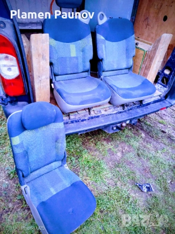 Седалки за рено сценик