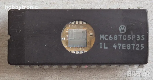 Едночипов микрокомпютър MC68705P3S