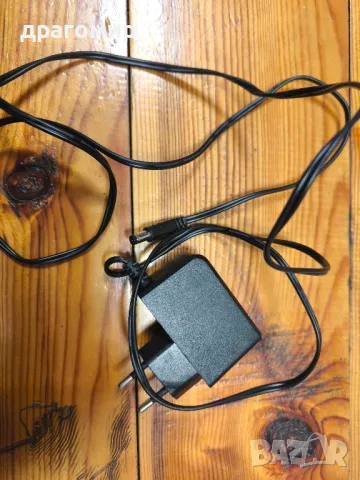 зарядно устройство 19v. 0,6A