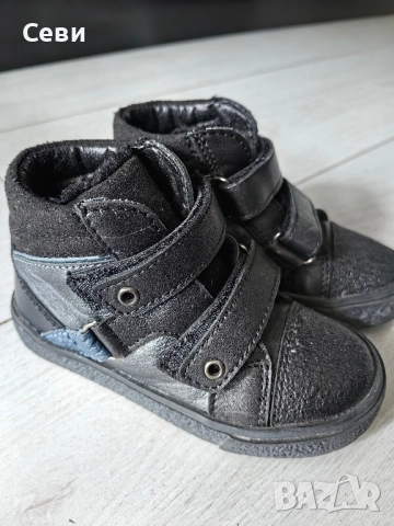 ботуши и маратонки , снимка 9 - Детски боти и ботуши - 51498489