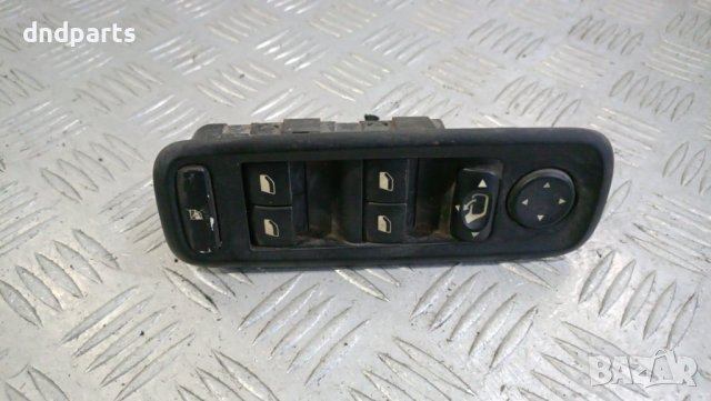 Панел бутони врата Peugeot 807 2003г.(предна лява)	, снимка 1 - Части - 41882992