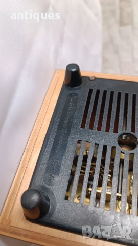 Метроном - System Maelzel - Made in GDR - 1960"г., снимка 10 - Антикварни и старинни предмети - 53160735