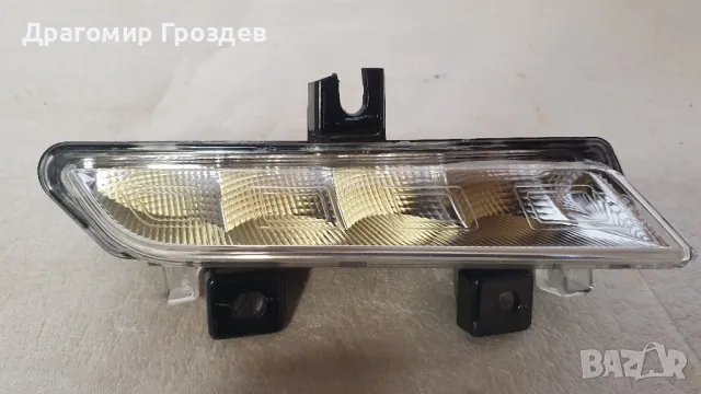 Оригинална дясна DRL дневна светлина за Renault Clio IV , Captur I / Рено Клио и Каптюр (2013-2016), снимка 2 - Части - 49660856