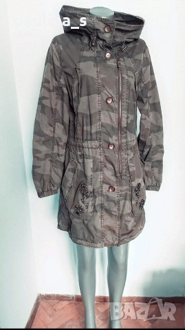 Два различни броя / Марково манто "Betty Barclay" и "Esprit" / голям , снимка 5 - Шлифери - 44853473