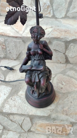 Изключително красива винтидж настолна лампа в стил Арт Нуво с фигура на жена , снимка 4 - Настолни лампи - 53526481