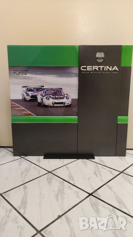 Реклама на часовници CERTINA и кутия за часовник CERTINA. 