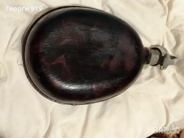 Стара военна манерка с държач, снимка 3 - Оборудване и аксесоари за оръжия - 55891399
