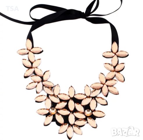 Дамско колие , снимка 2 - Колиета, медальони, синджири - 40506467