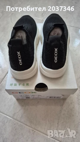 Детски сникърси Geox, чисто нови, снимка 3 - Детски маратонки - 51130568