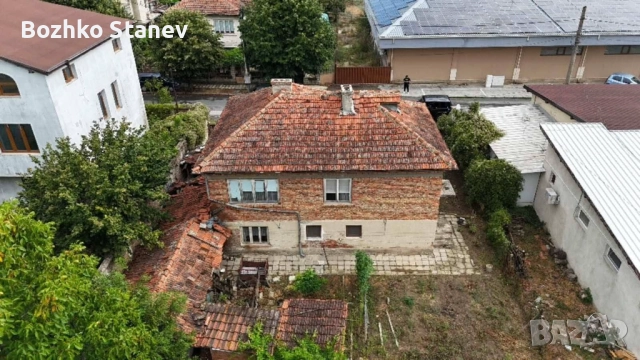 Продава се двуетажна къща , снимка 5 - Къщи - 51434549