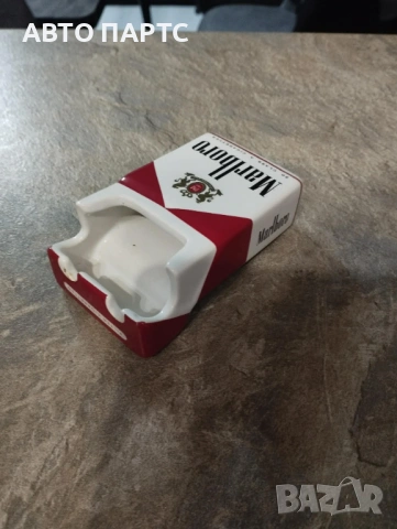 Пепелник Marlboro, снимка 2 - Колекции - 53228536