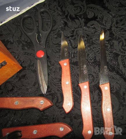 Комплект кухненски ножове с поставка, снимка 9 - Прибори за хранене, готвене и сервиране - 40805941