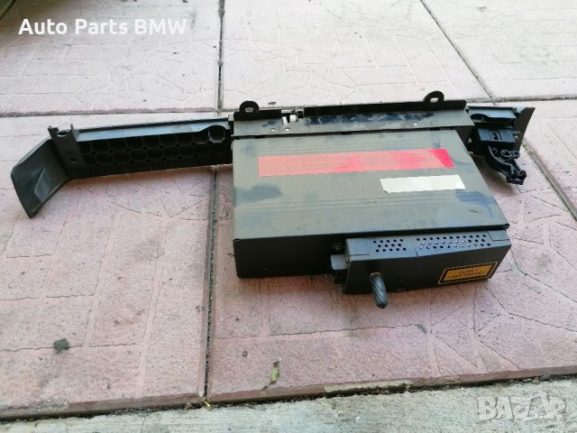 CD чейнджър BMW E65 E66 БМВ Е65 Е66 CD Changer  , снимка 3 - Части - 41292210